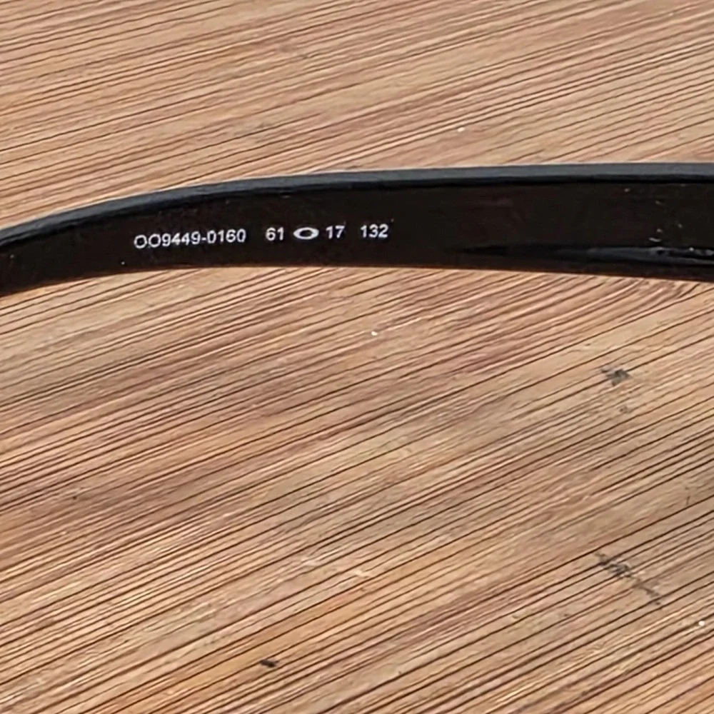 Oakley Gibston Sunglasses Mens 61-17-132 Black Brown Tinted Wrap USA OO9449-0160